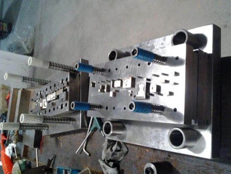 邯山模具制造-12