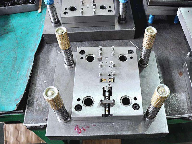 邯山模具制造-01